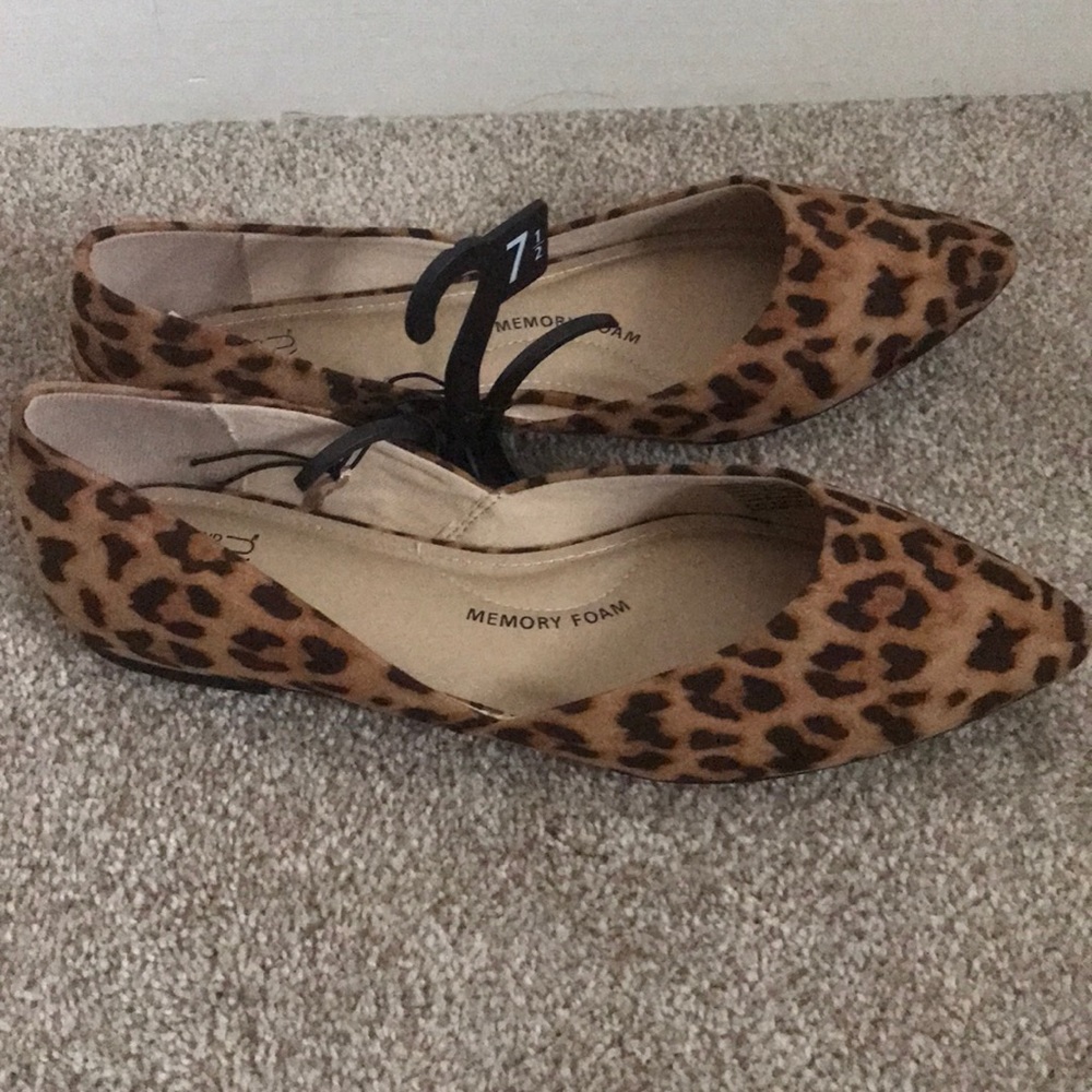 Women’s shoes size 7.5
